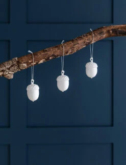 Set Of 3 Airdrie Acorns