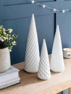 Airdrie Tree - Medium -Garden Trading Store Airdrie Trees Small Large and Medium ADPO01 ADPO02 ADPO03 66545.1664633923