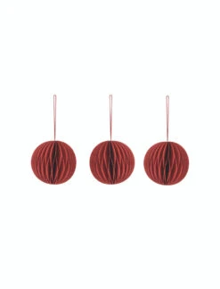 Set Of 3 Maddox Round Baubles - Brick Red 6 Set Of 3 Maddox Round Baubles - Brick Red -Garden Trading Store BBBK01 portrait 8 41484.1666184891
