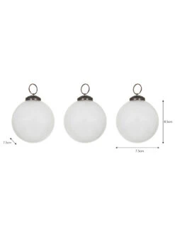 Set Of 3 Hailes Round Baubles -Garden Trading Store BBWW01 portrait 9 28437.1638459697