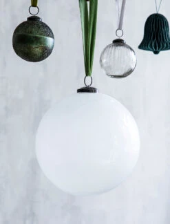 Hailes Round Bauble - Large