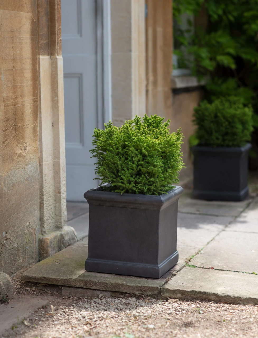 Boxgrove Planter - 35cm 1 Boxgrove Planter - 35cm