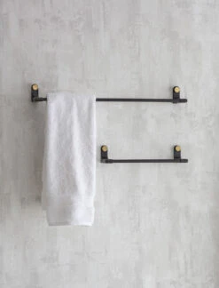 Adelphi Towel Rail - Large 7 Adelphi Towel Rail - Large -Garden Trading Store BLST02 portrait 3 59696.1638460321