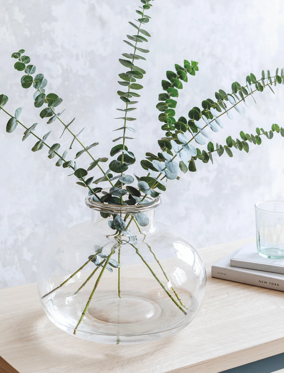 Bloomfield Round Vase - Large 1 Bloomfield Round Vase - Large