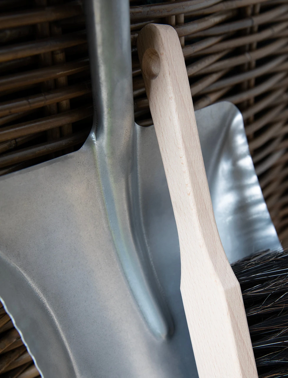 Household Dustpan & Brush 2 Household Dustpan & Brush - Image 2