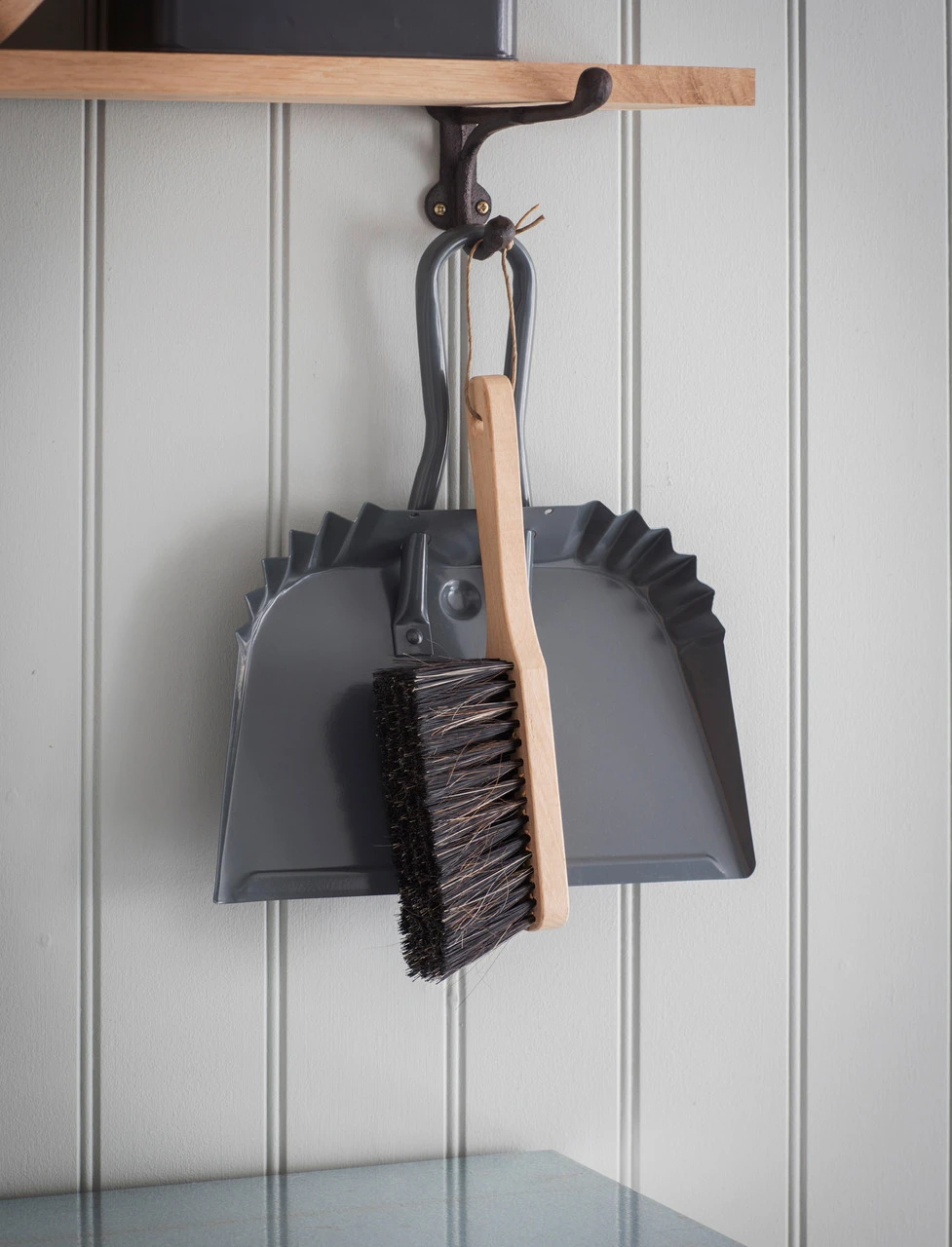 Workshop Dustpan 2 Workshop Dustpan - Image 2