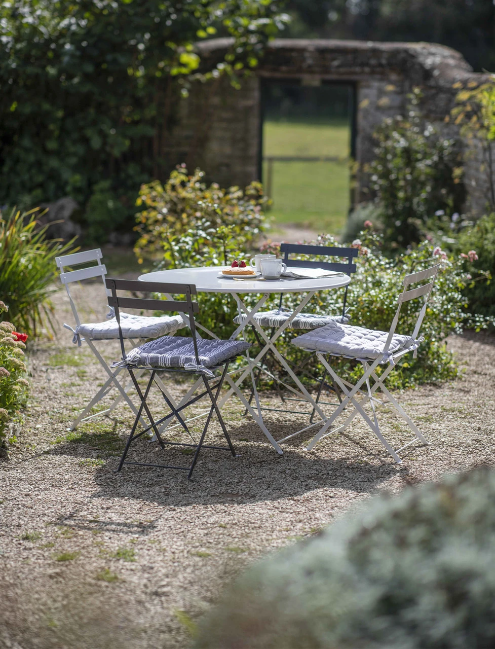 Rive Droite Bistro Table - Large - Chalk 2 Rive Droite Bistro Table - Large - Chalk - Image 2