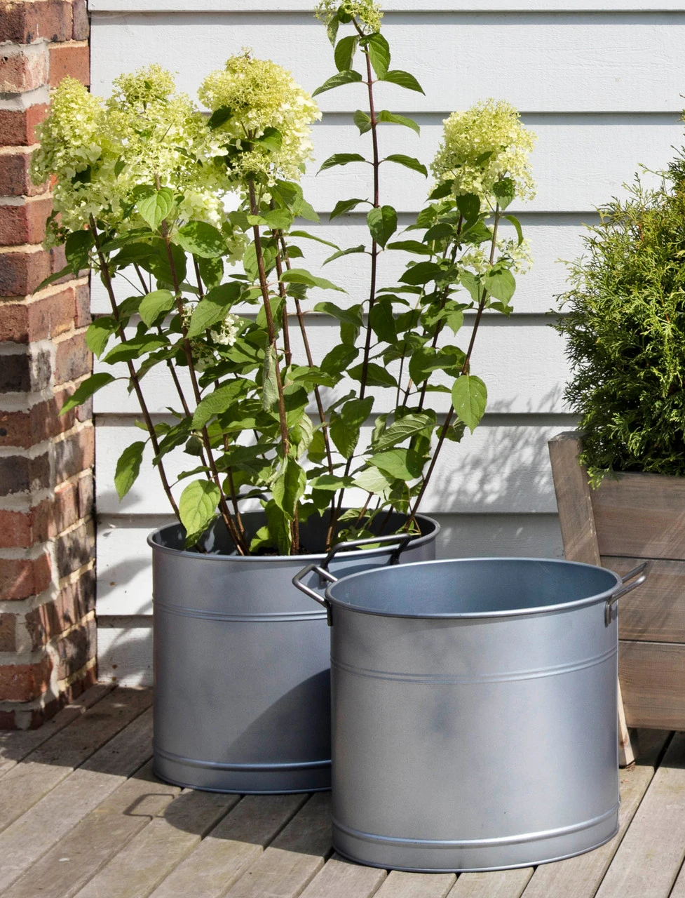 Set Of 2 Galvanised Steel Buckets 3 Set Of 2 Galvanised Steel Buckets - Image 3