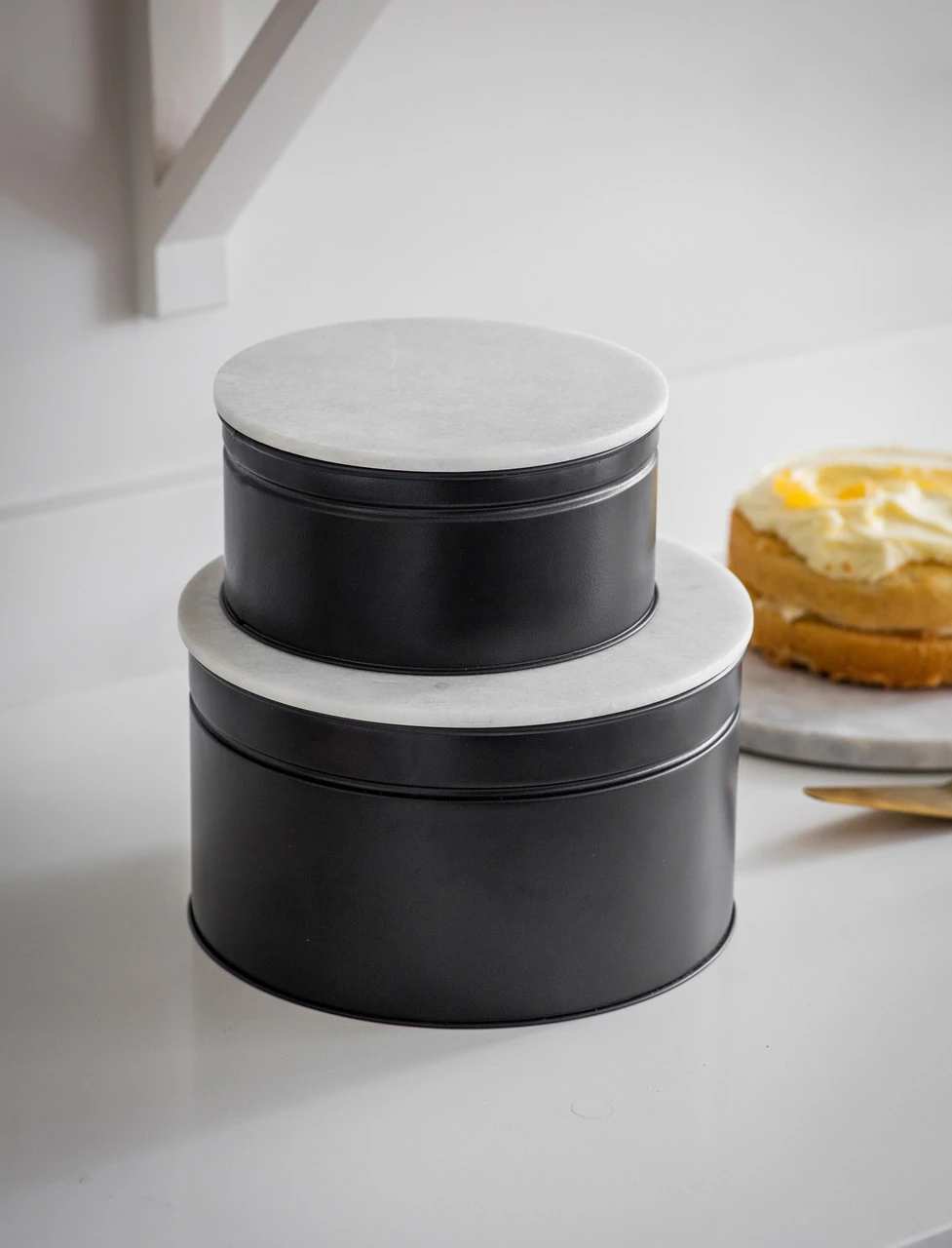 Brompton Cake Tin - 10 Inch 2 Brompton Cake Tin - 10 Inch - Image 2