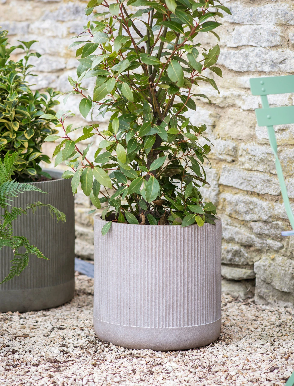 Cutsdean Planter - 36cm 1 Cutsdean Planter - 36cm