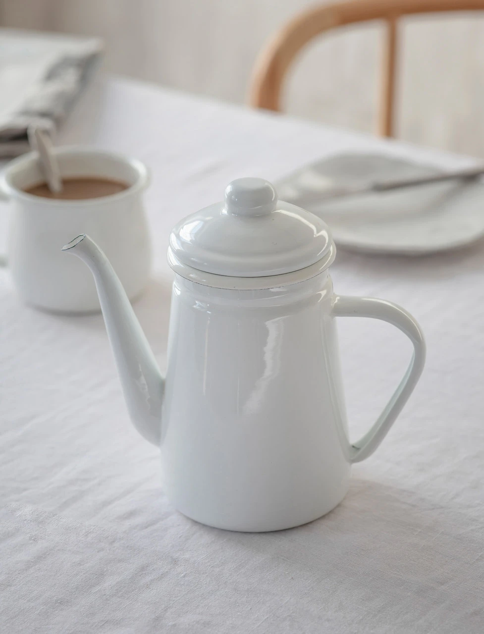 Enamel Coffee Pot - Warm White 1 Enamel Coffee Pot - Warm White