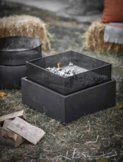 Lyneham Fire Pit - Round 13 Lyneham Fire Pit - Round -Garden Trading Store FPRD01 portrait 3 08354.1688393947