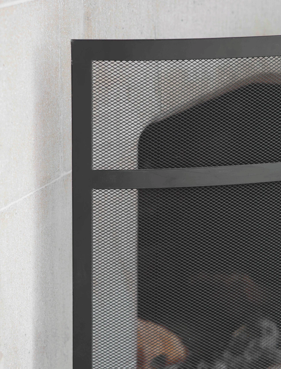 Bretforton Firescreen - Black - Large 4 Bretforton Firescreen - Black - Large - Image 4