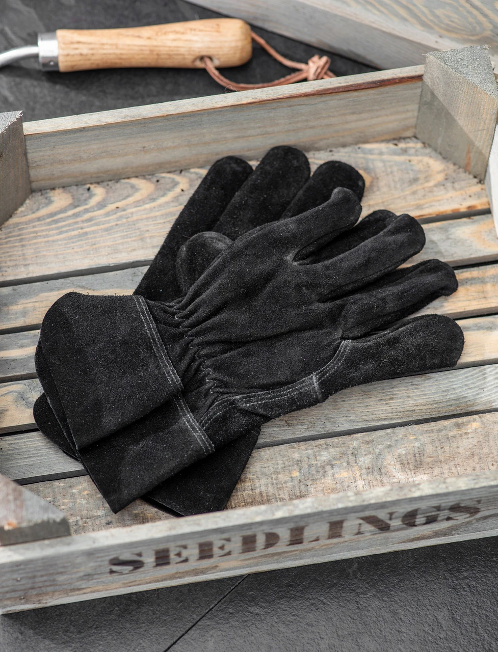 Garden Gloves - Black 1 Garden Gloves - Black