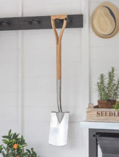 Hawkesbury Border Spade