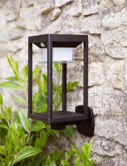 Garden Trading Store 32 Skye Solar Wall Light