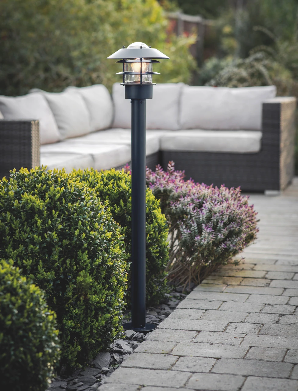 Strand Outdoor Post Lamp 1 Strand Outdoor Post Lamp