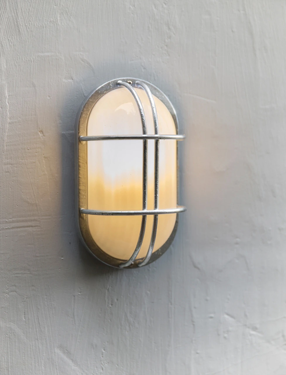 St Ives Bulkhead Light 2 St Ives Bulkhead Light - Image 2