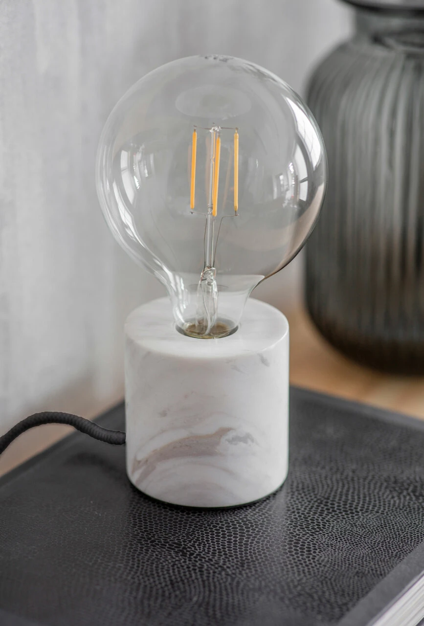 Lansdowne Table Lamp - White 2 Lansdowne Table Lamp - White - Image 2