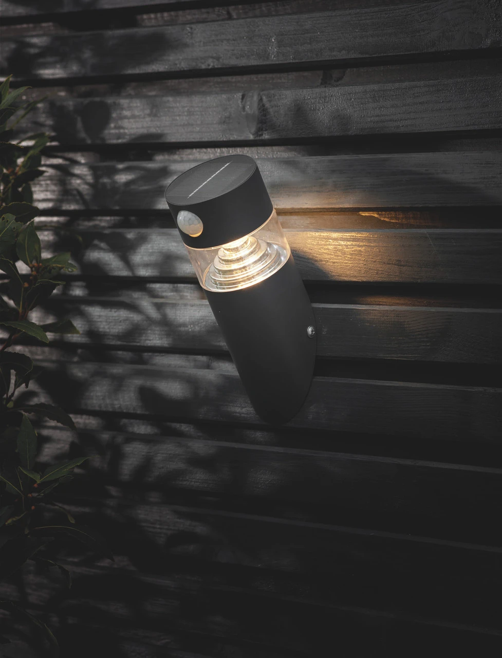 Putney Solar Torch Wall Light 2 Putney Solar Torch Wall Light - Image 2