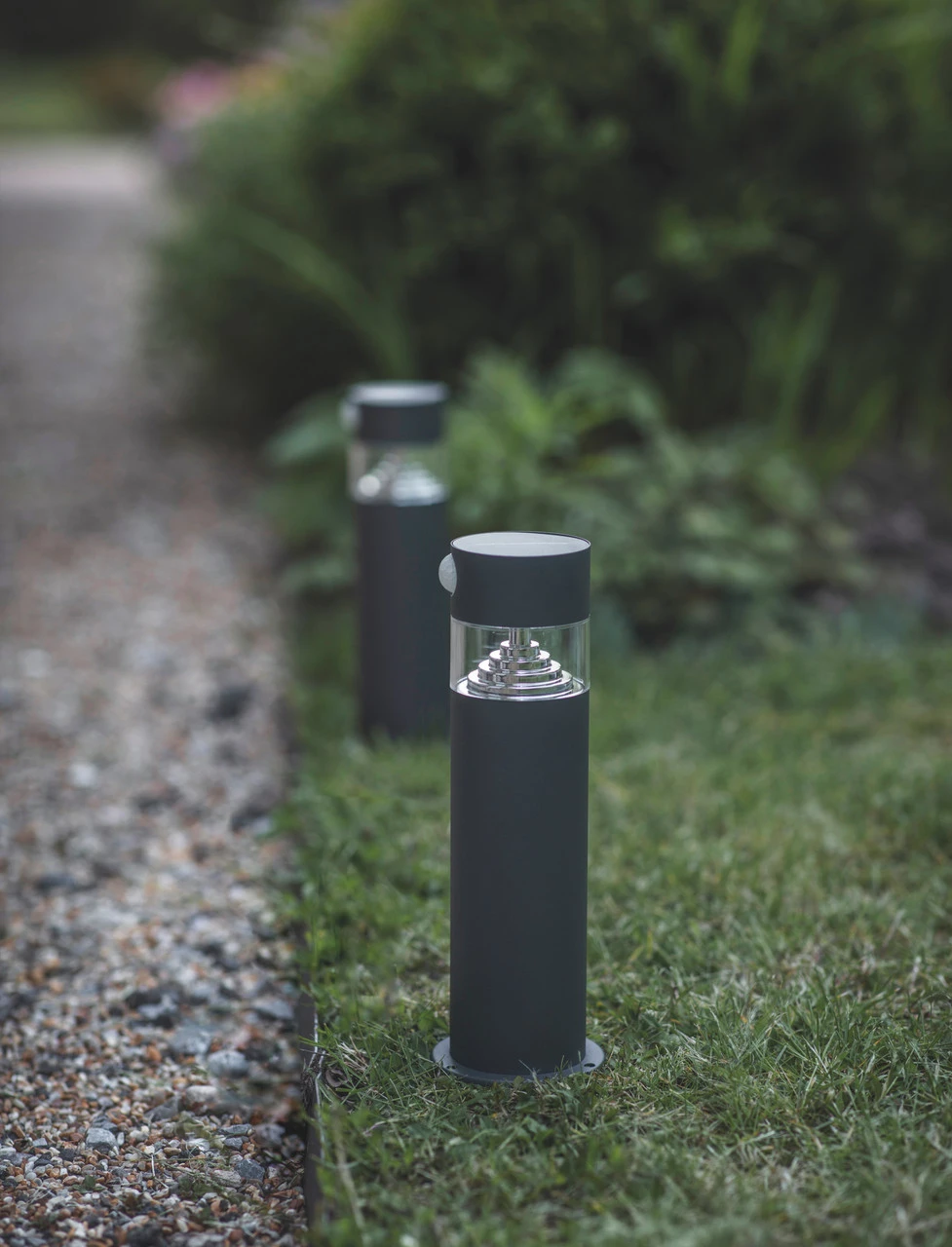 Putney Solar Path Light - Small 4 Putney Solar Path Light - Small - Image 4