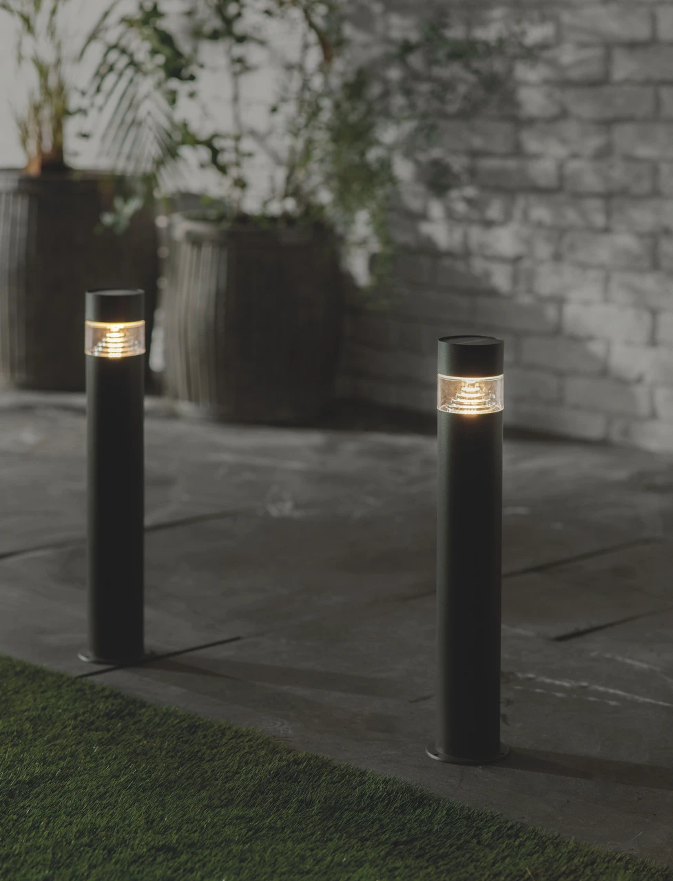 Putney Solar Path Light - Large 3 Putney Solar Path Light - Large - Image 3