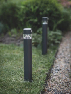Putney Solar Path Light - Large 11 Putney Solar Path Light - Large -Garden Trading Store LAPU05 portrait 5 53636.1638472271