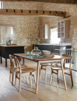 Longcot Dining Table