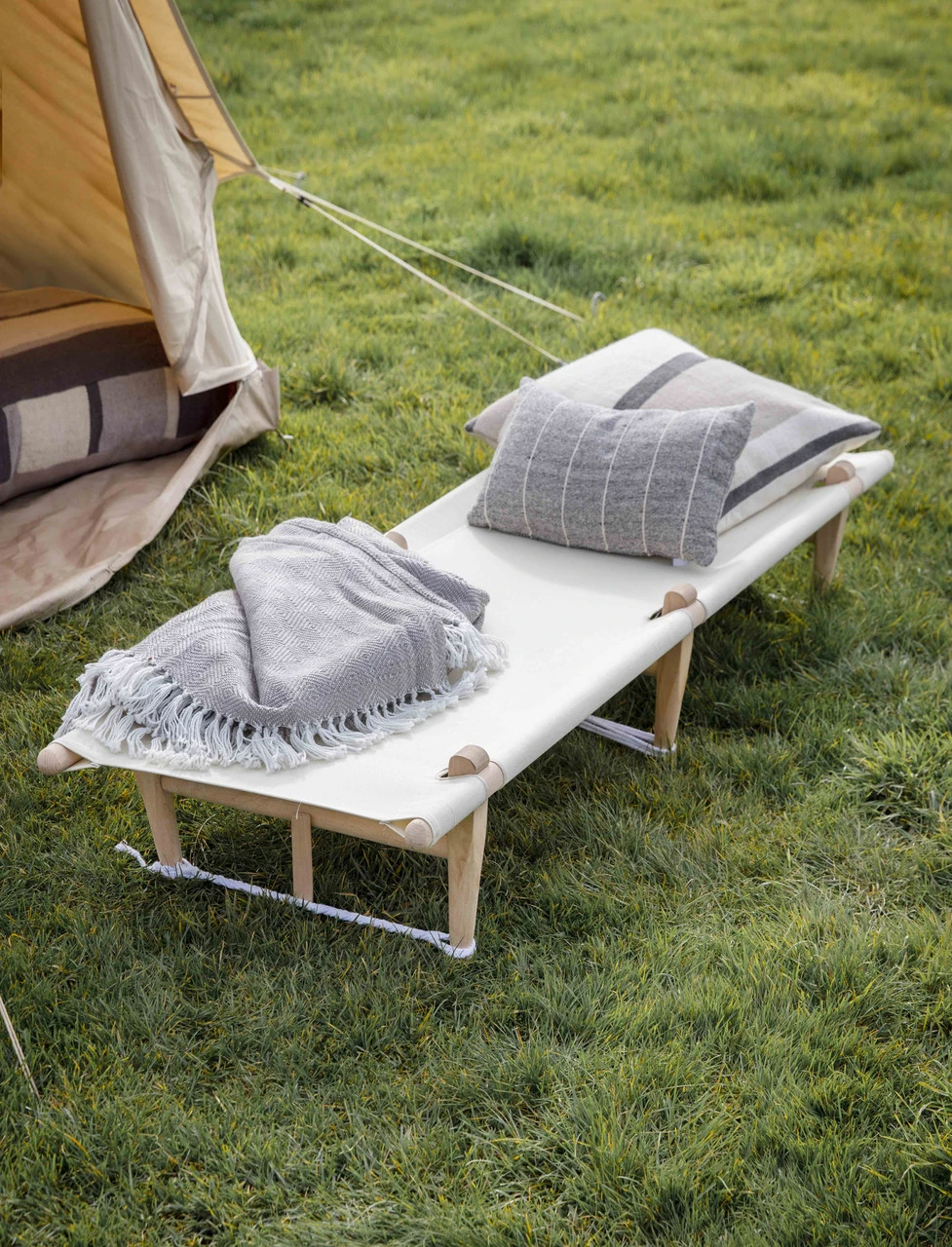 Wimborne Lounger 1 Wimborne Lounger