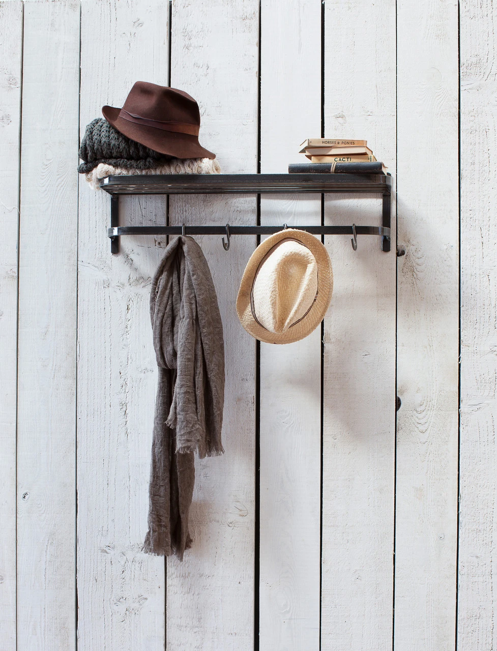 Farringdon Luggage Rack 2 Farringdon Luggage Rack - Image 2