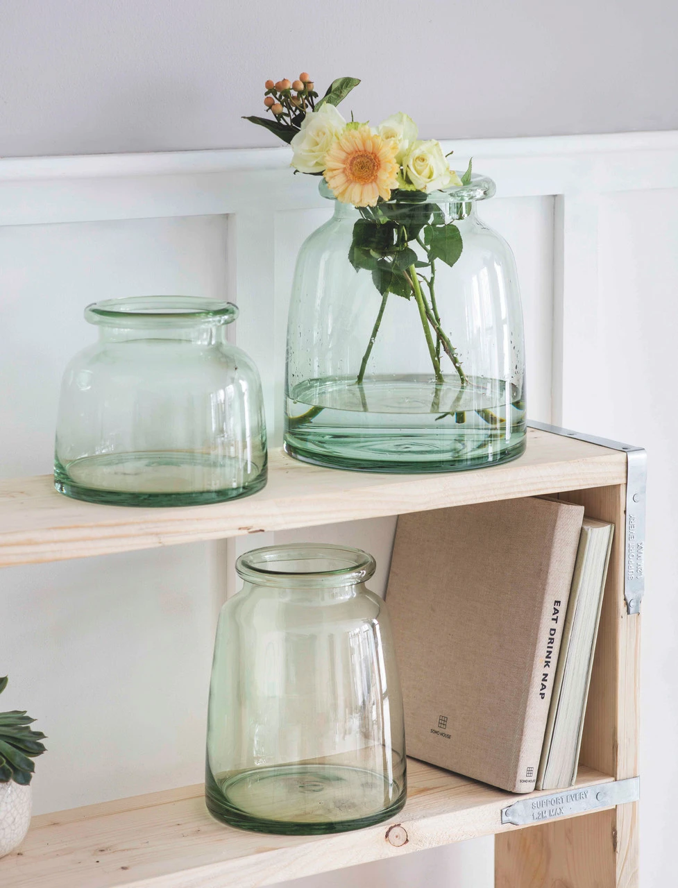 Mickleton Vase - Clear - Small 2 Mickleton Vase - Clear - Small - Image 2