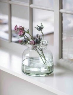 Mickleton Vase - Clear - Small 7 Mickleton Vase - Clear - Small -Garden Trading Store MVGL01 portrait 3 87813.1638475304