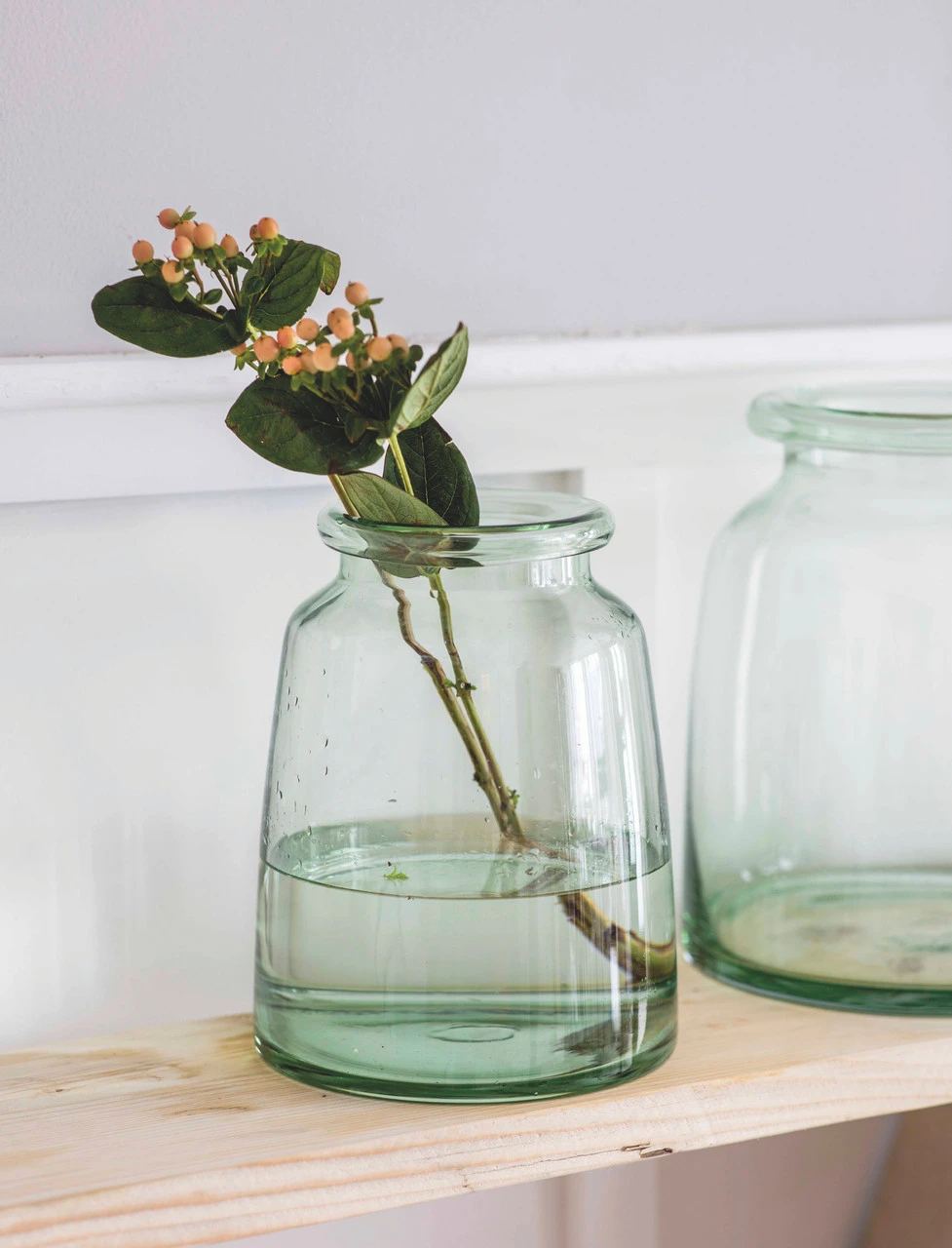 Mickleton Vase - Clear - Medium 1 Mickleton Vase - Clear - Medium