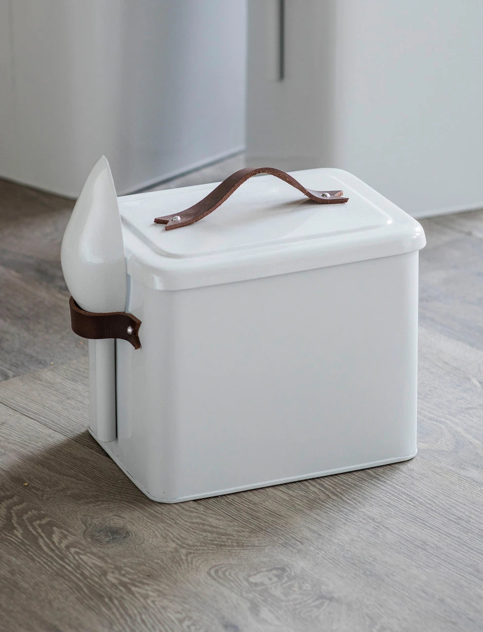 Stowell Pet Bin - Small 4 Stowell Pet Bin - Small - Image 4
