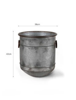 Malmesbury Planter - 38cm 5 Malmesbury Planter - 38cm -Garden Trading Store PLGA16 portrait 9 29837.1638477272