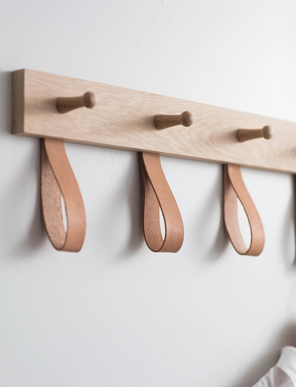 Kelston Peg Rail - 5 Peg 2 Kelston Peg Rail - 5 Peg - Image 2