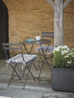 Rive Droite Bistro Set - Small - Carbon 7 Rive Droite Bistro Set - Small - Carbon -Garden Trading Store RDCN02 portrait 1 72201.1656665416