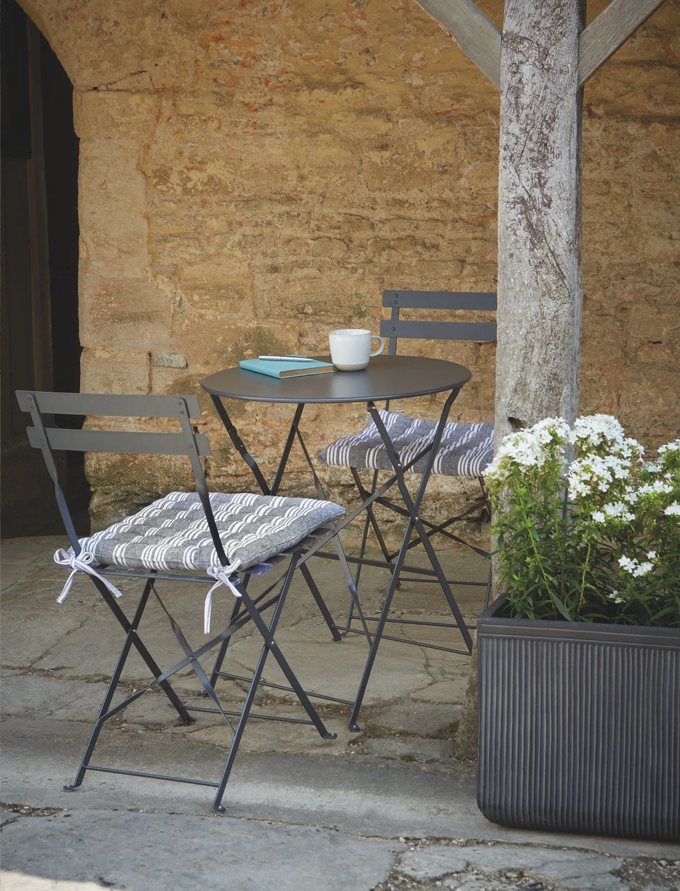 Rive Droite Bistro Set - Small - Carbon 3 Rive Droite Bistro Set - Small - Carbon - Image 3