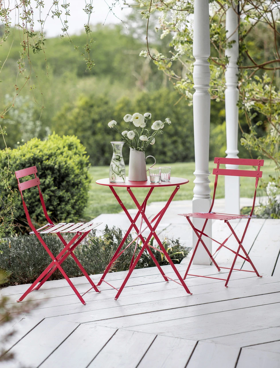 Rive Droite Bistro Set - Small - Pomegranate 1 Rive Droite Bistro Set - Small - Pomegranate