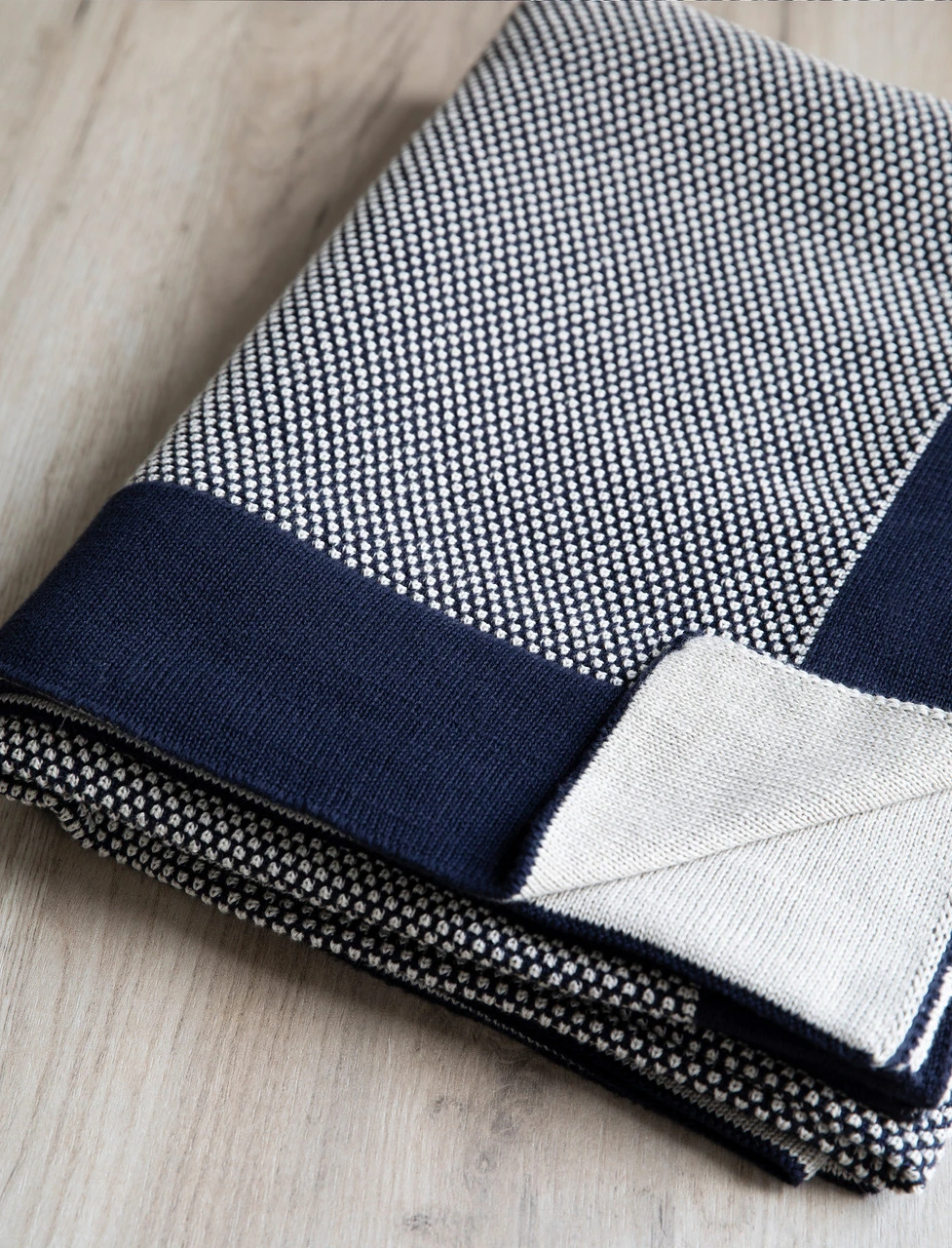 Framlingham Throw - Ink 3 Framlingham Throw - Ink - Image 3