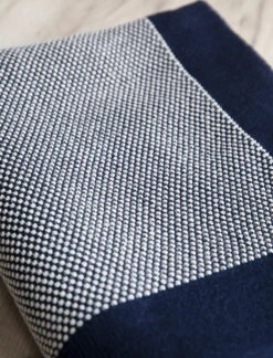 Framlingham Throw - Ink 9 Framlingham Throw - Ink -Garden Trading Store THIK02 portrait 3 55701.1638485019