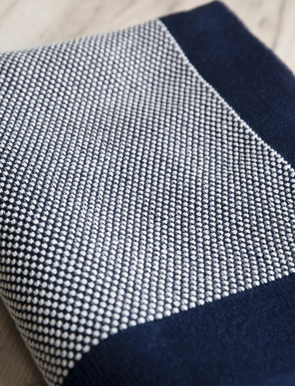 Framlingham Throw - Ink 4 Framlingham Throw - Ink - Image 4