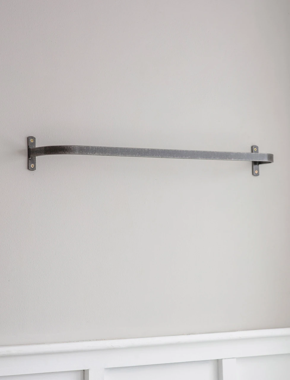 Farringdon Towel Rail - Large 2 Farringdon Towel Rail - Large - Image 2