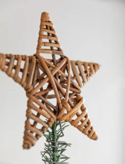 Rattan Tree Topper -Garden Trading Store TTRA01 portrait 2 72356.1667907033