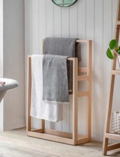 Southbourne Standing Towel Rail