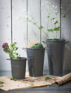 Florist Bucket - Medium 7 Florist Bucket - Medium -Garden Trading Store VACO02 portrait 3 50505.1638485680
