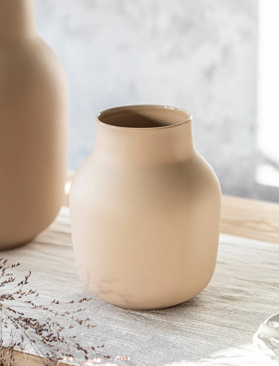 Ombersley Vase - Sand - Small 1 Ombersley Vase - Sand - Small