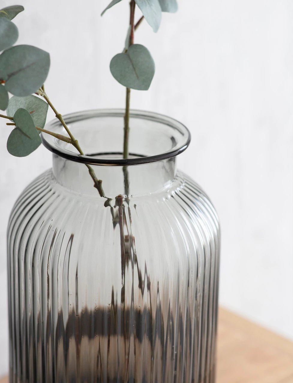 Ribbed Vase - Large 2 Ribbed Vase - Large - Image 2