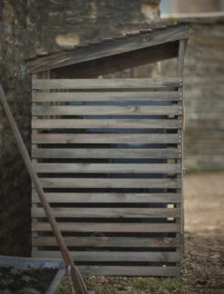 Aldsworth Wheelie Bin Cover -Garden Trading Store WBWO01 portrait 3 24262.1638486033