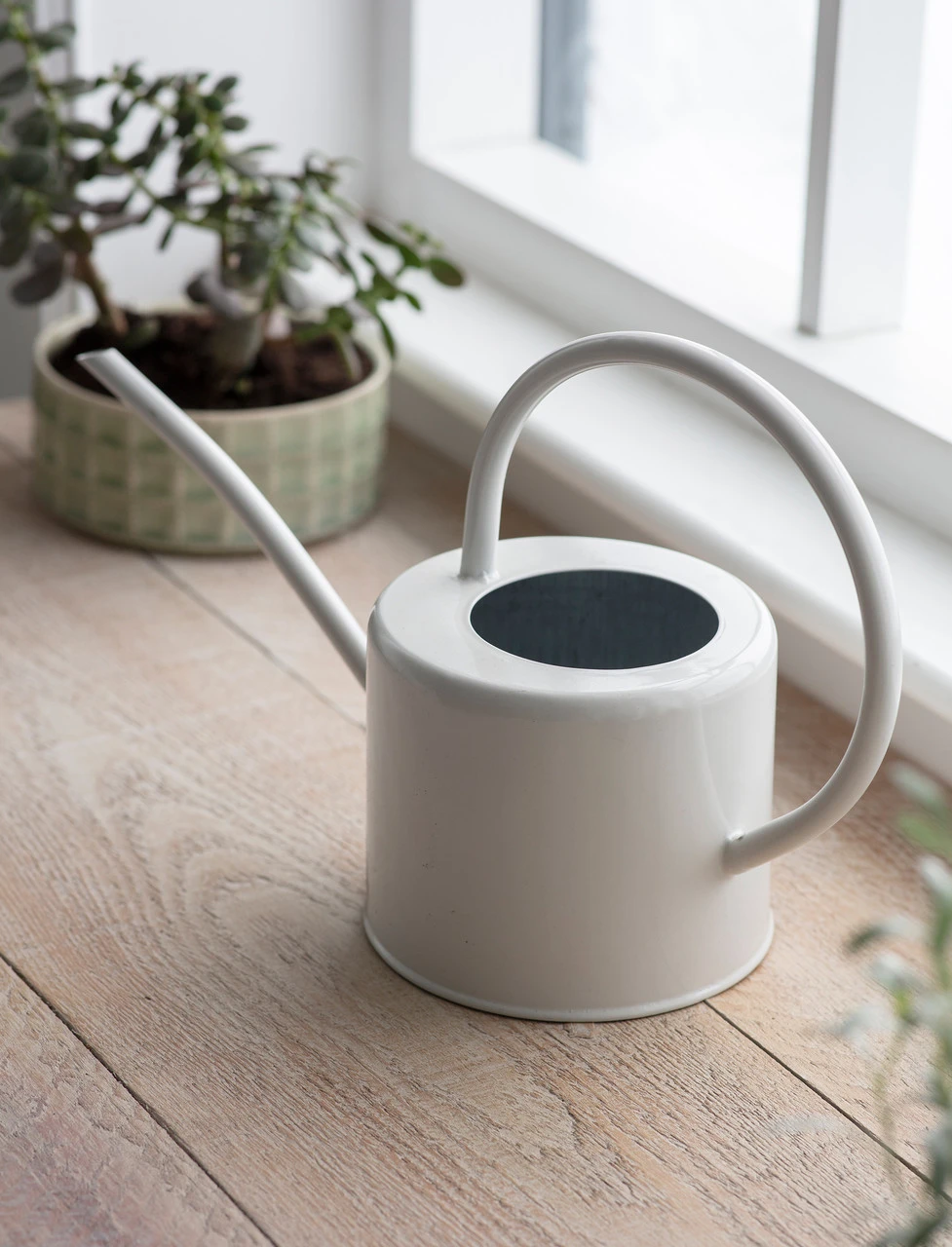 1.9L Indoor Watering Can - Chalk 1 1.9L Indoor Watering Can - Chalk